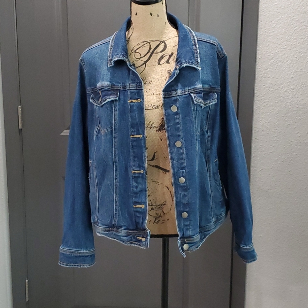 EUC Women's Jean Jacket